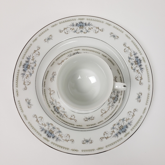 Diane by Wade Fine Porcelain China 3 Piece Set - Picture 13 of 16